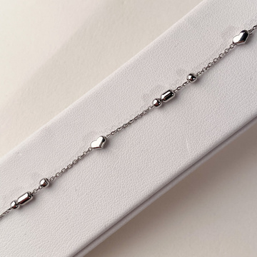 Stříbrný náramek srdíčka